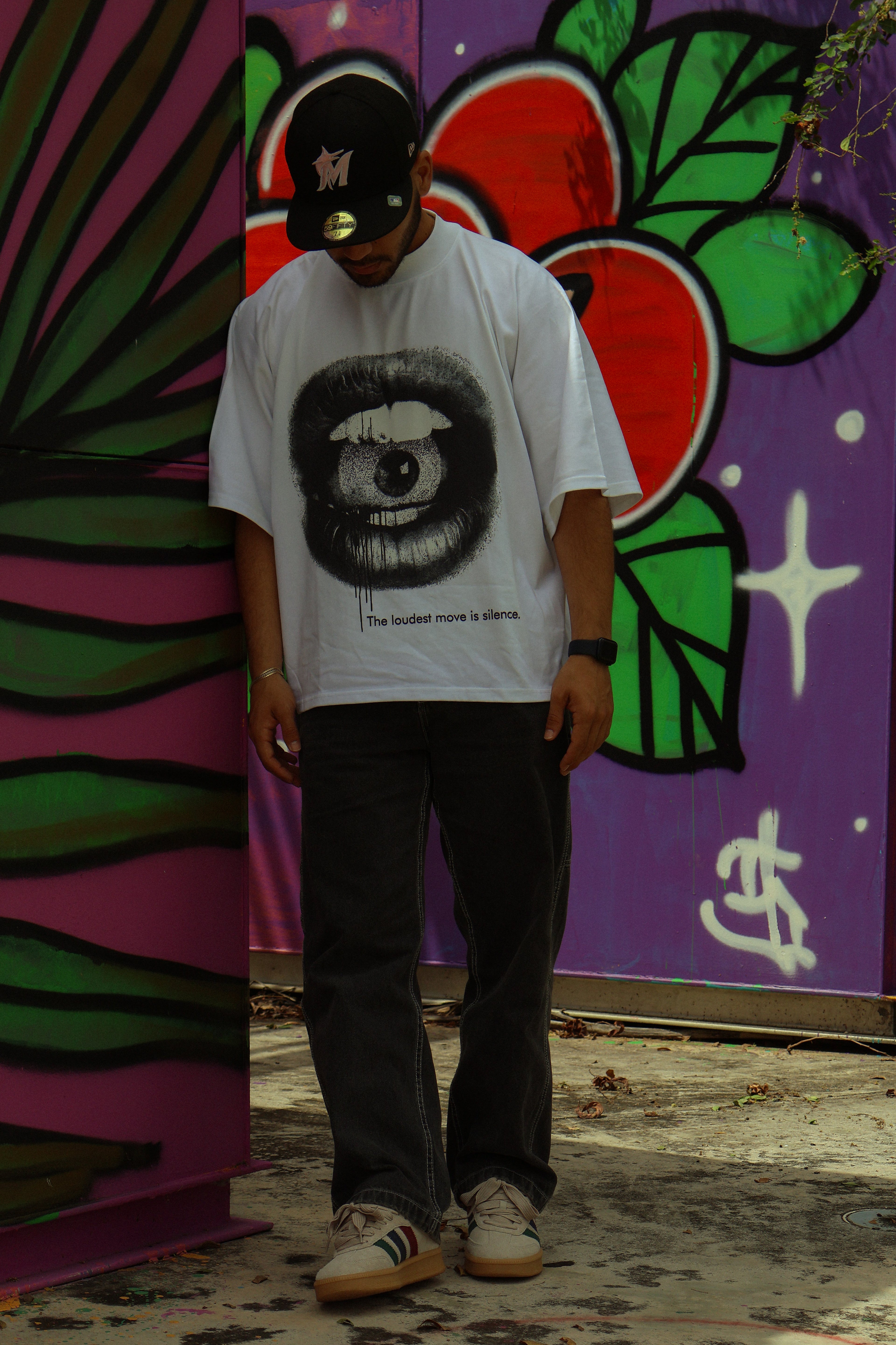 EYE WHITE TEE